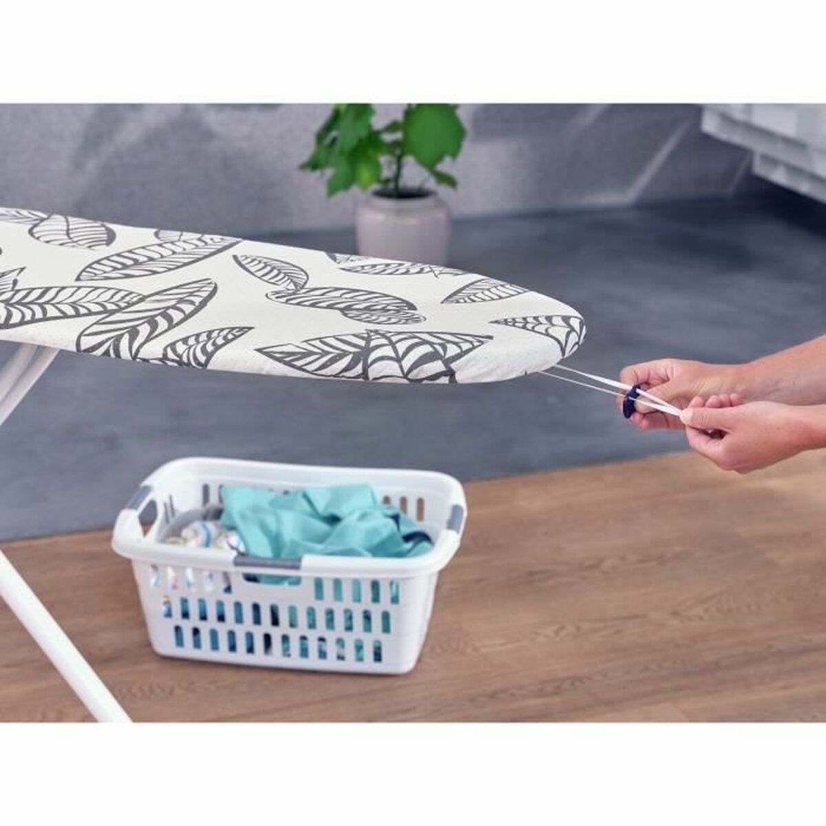 V8H30C3BB3FC30CBC58BD51E9E805A6DEACR6851521P3