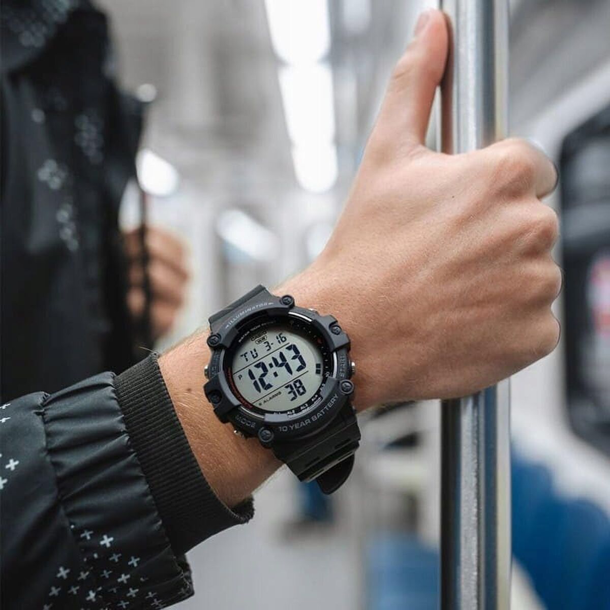 V2H1F6B49208445624AF45F9AEAF7C0004DR7694726P8