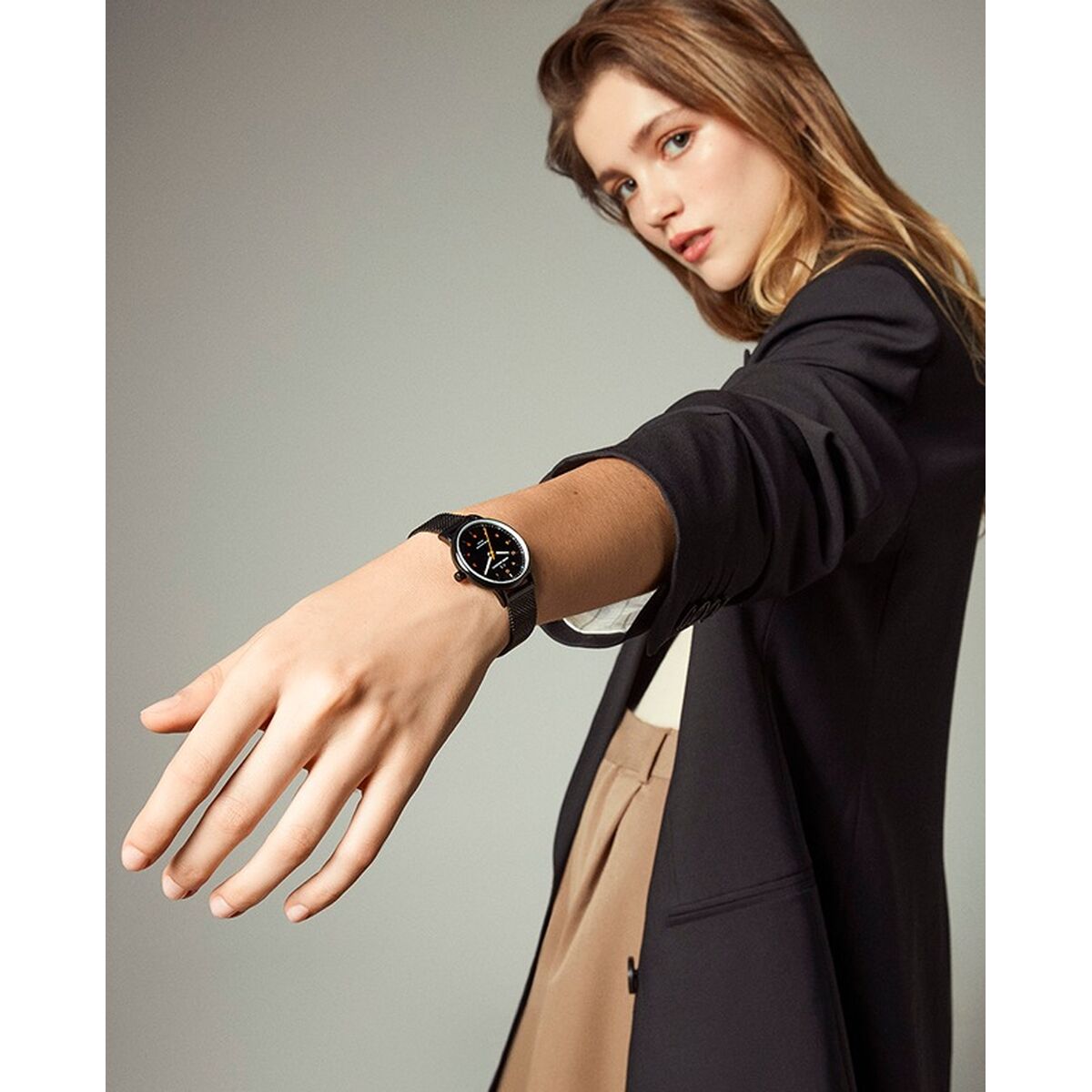 V6H14280155438FA796CCA71B2699C8F93FR6654066P3