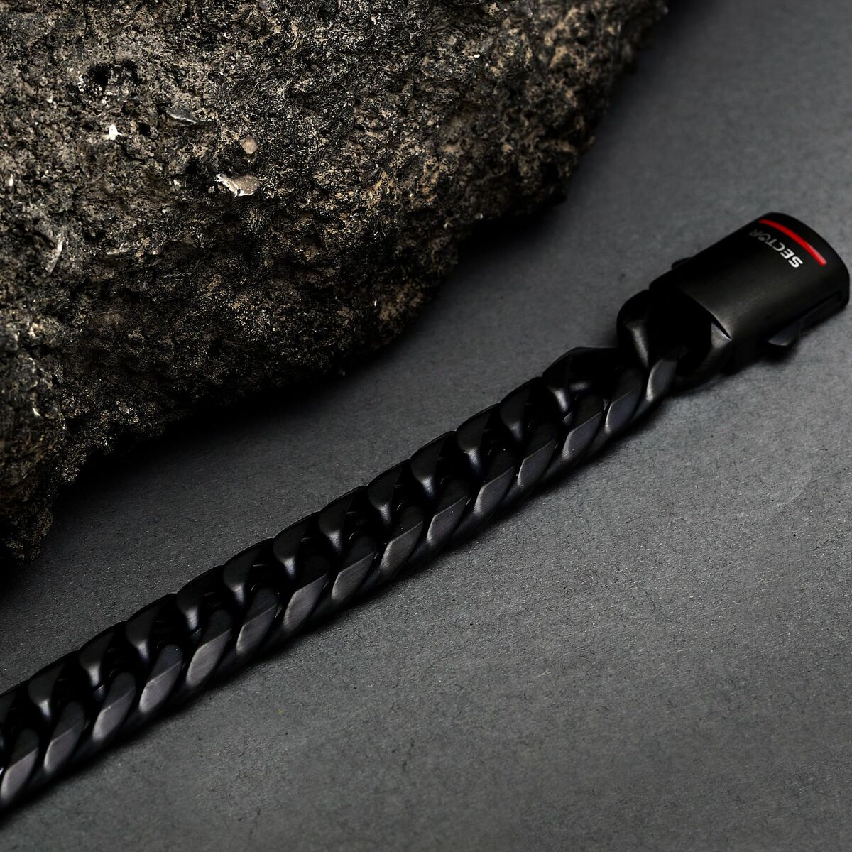 V4H32358AE4E1FD541ADC8CF1BC2F06FD96R7534758P7