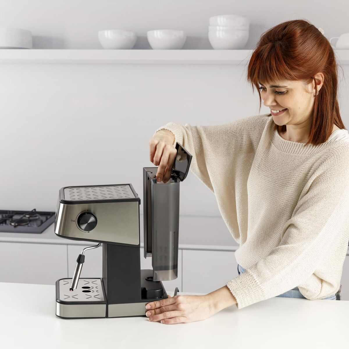 V2H6B6BA7B90F9D0D099E43D5C7543D4B12R7681378P9