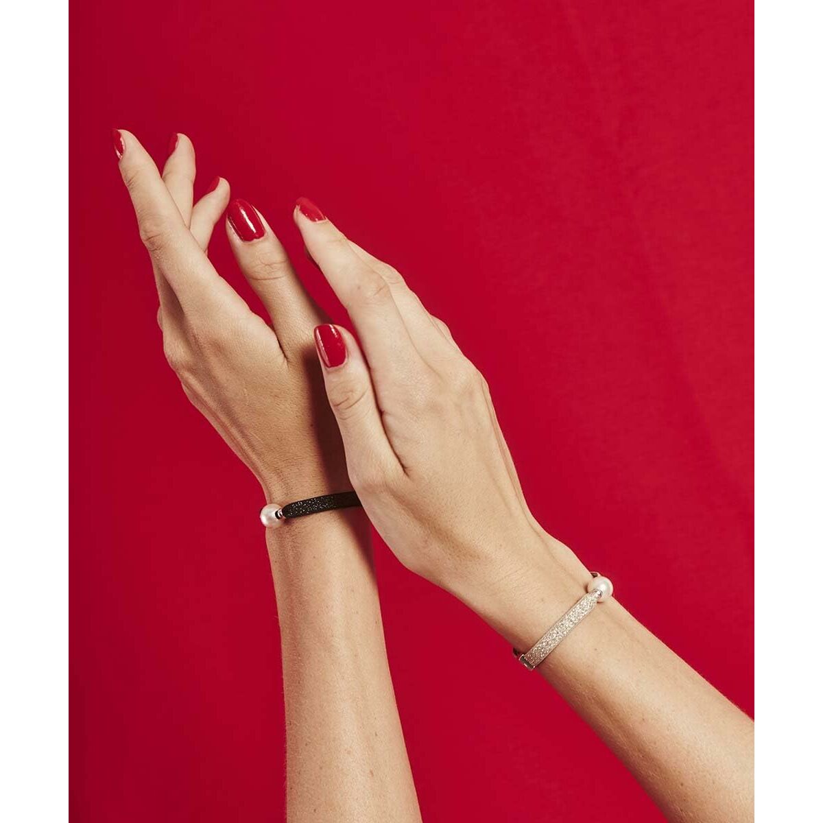 V5HC94F9E95AA2BB05B0E9F39D0073B4B0AR6188156P2