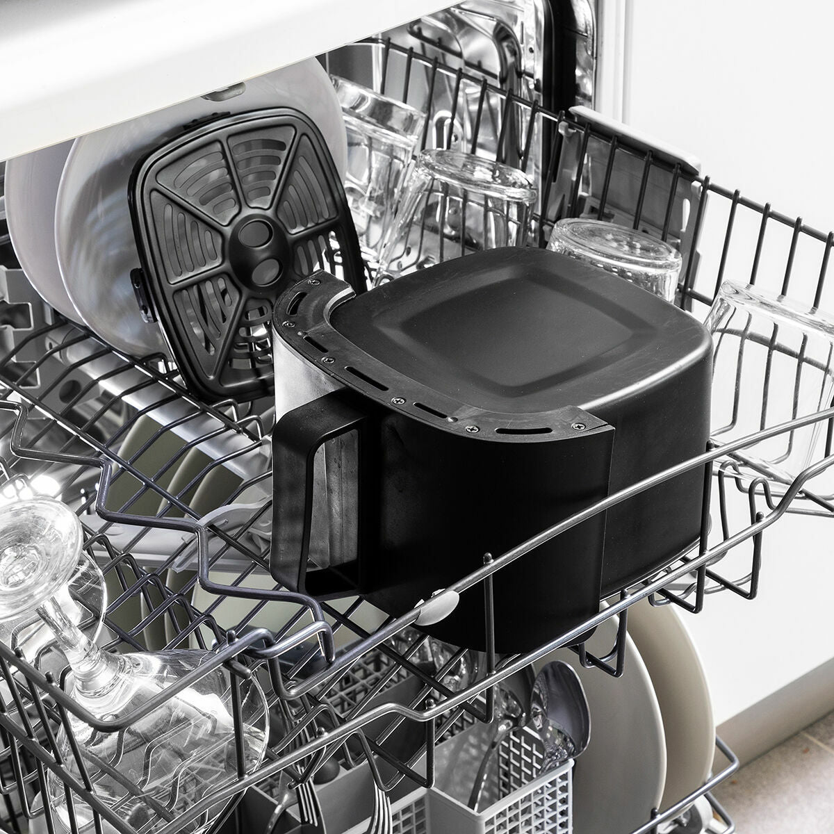 V7H76832F8572EC54C1F23A3F179322A793R7673205P9