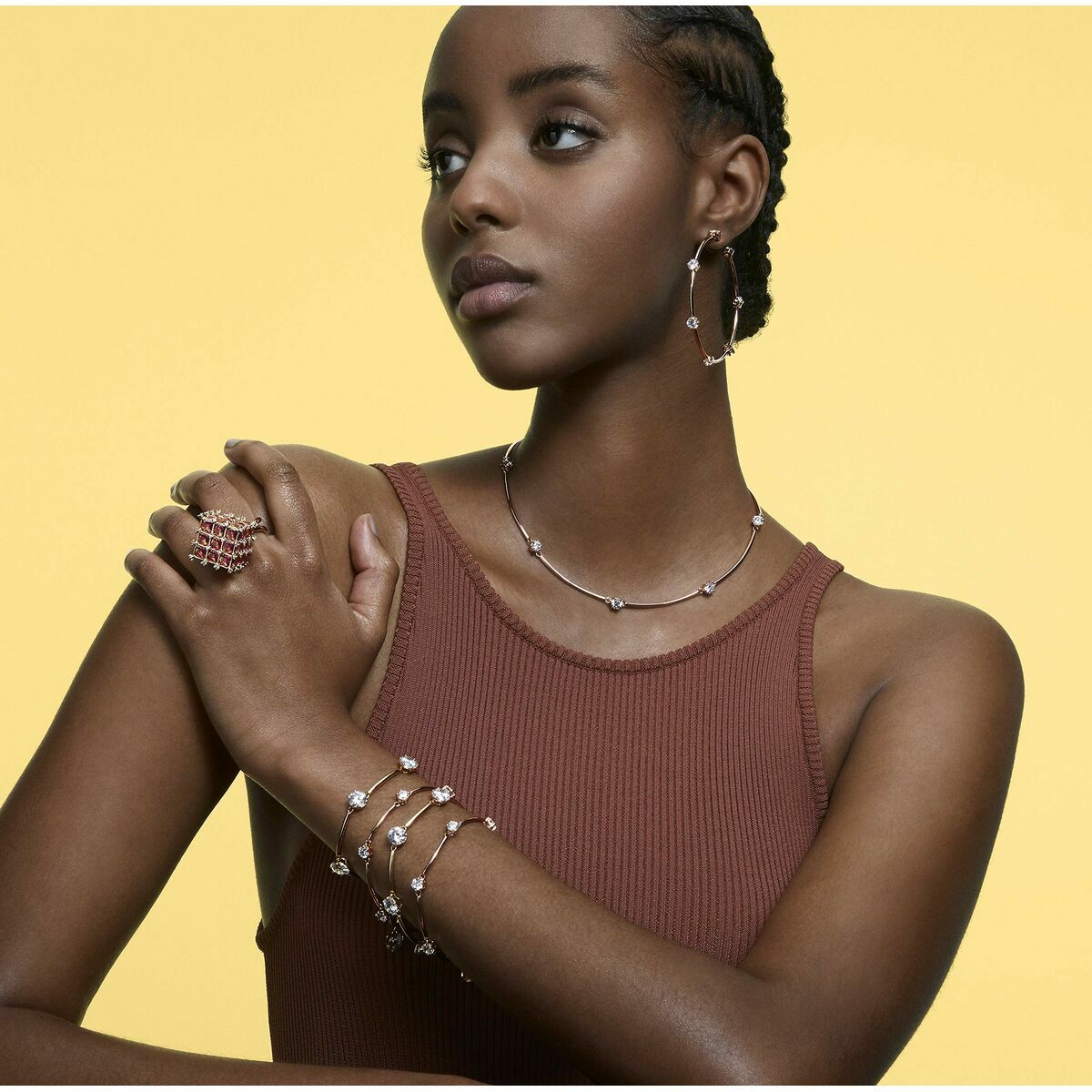 V5H730CE46CCD239FFE0BB5B9A1C85A38E1R5583050P6