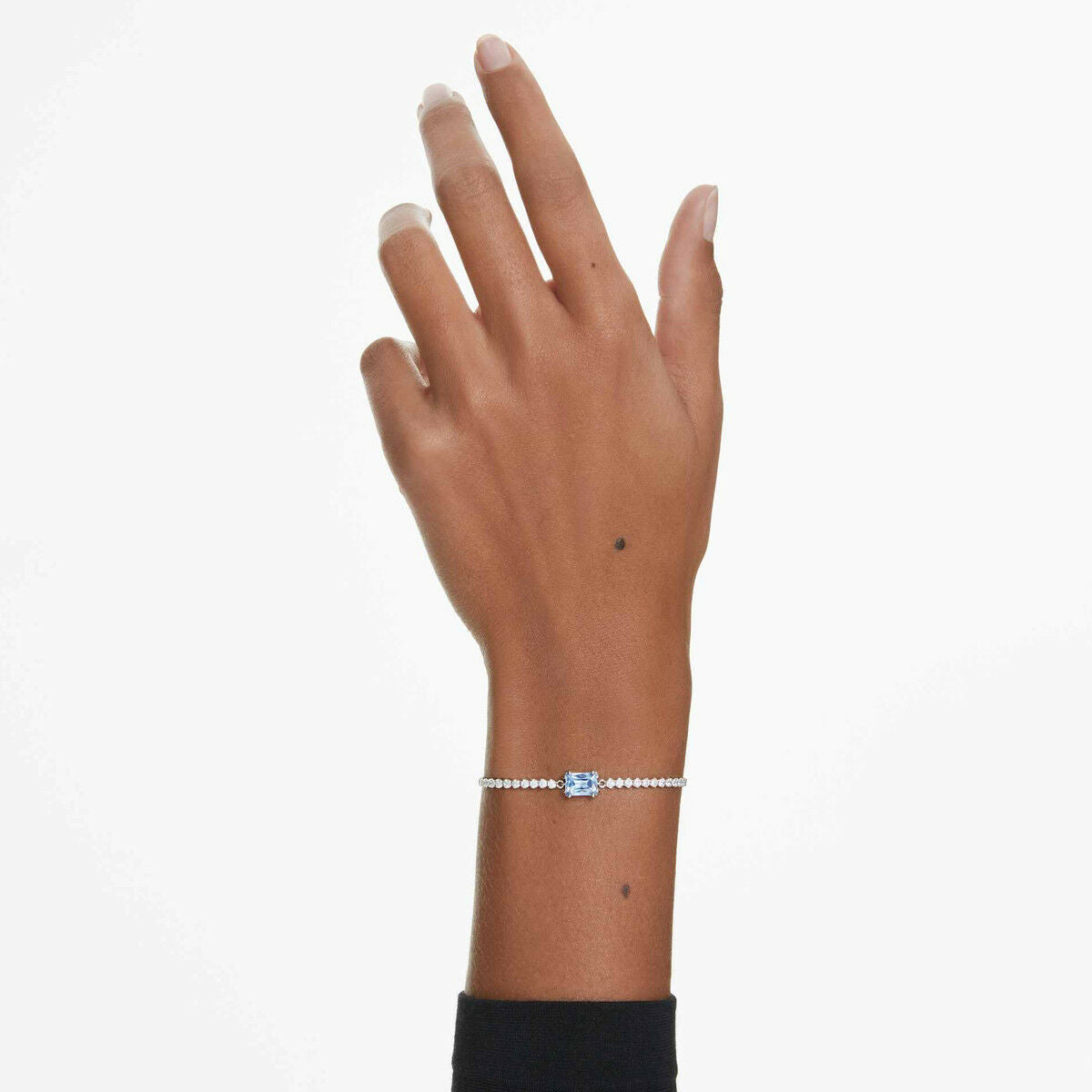 V7HB06C8B14ACE7BD0D5D853D0C4BF4BA72R7045253P5