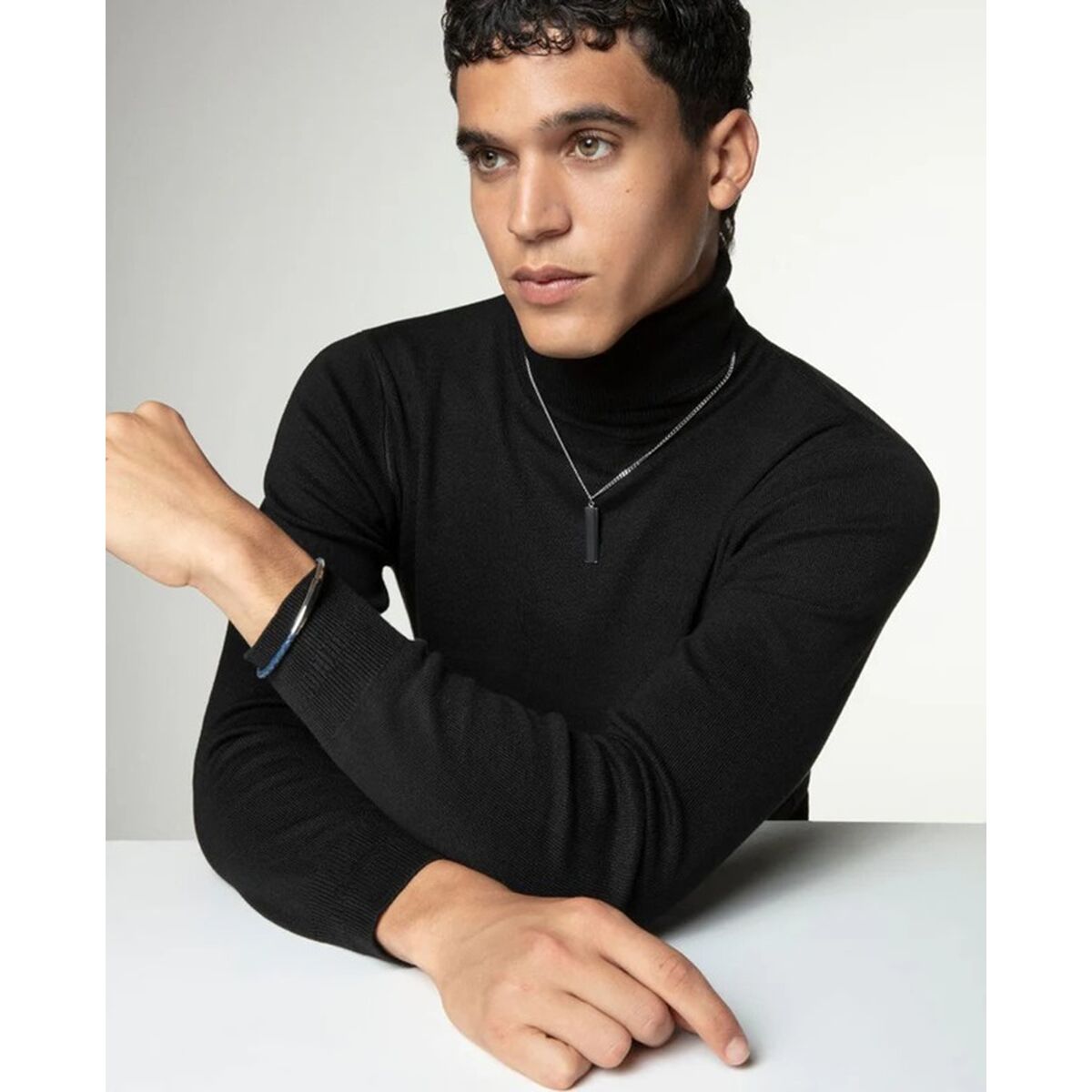 V4HA80E21A2C66618FDDB35B36D9D9F5BEFR6850087P2