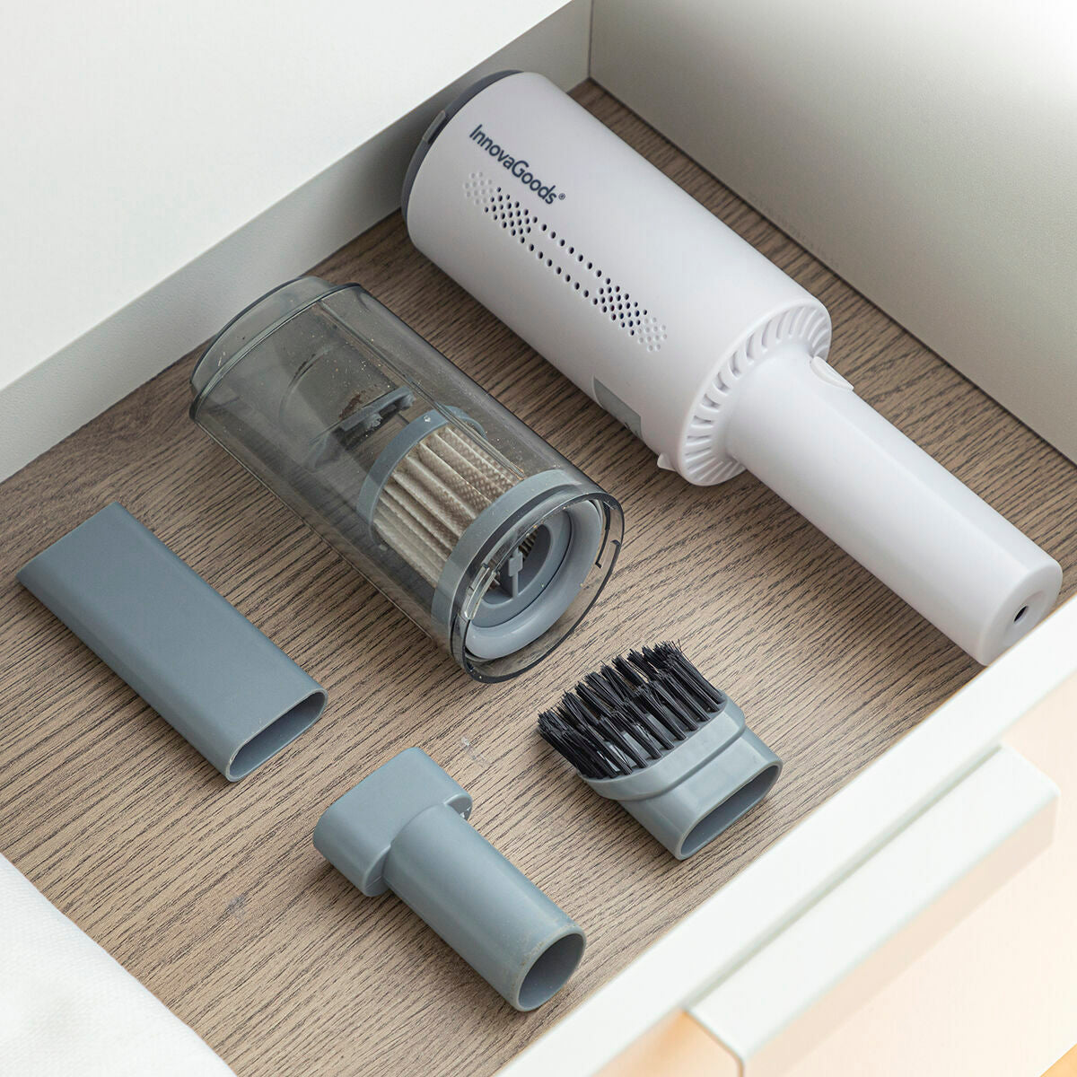 V6HD2888ABD8AD976AA01F2251101EA536FR7676069P8