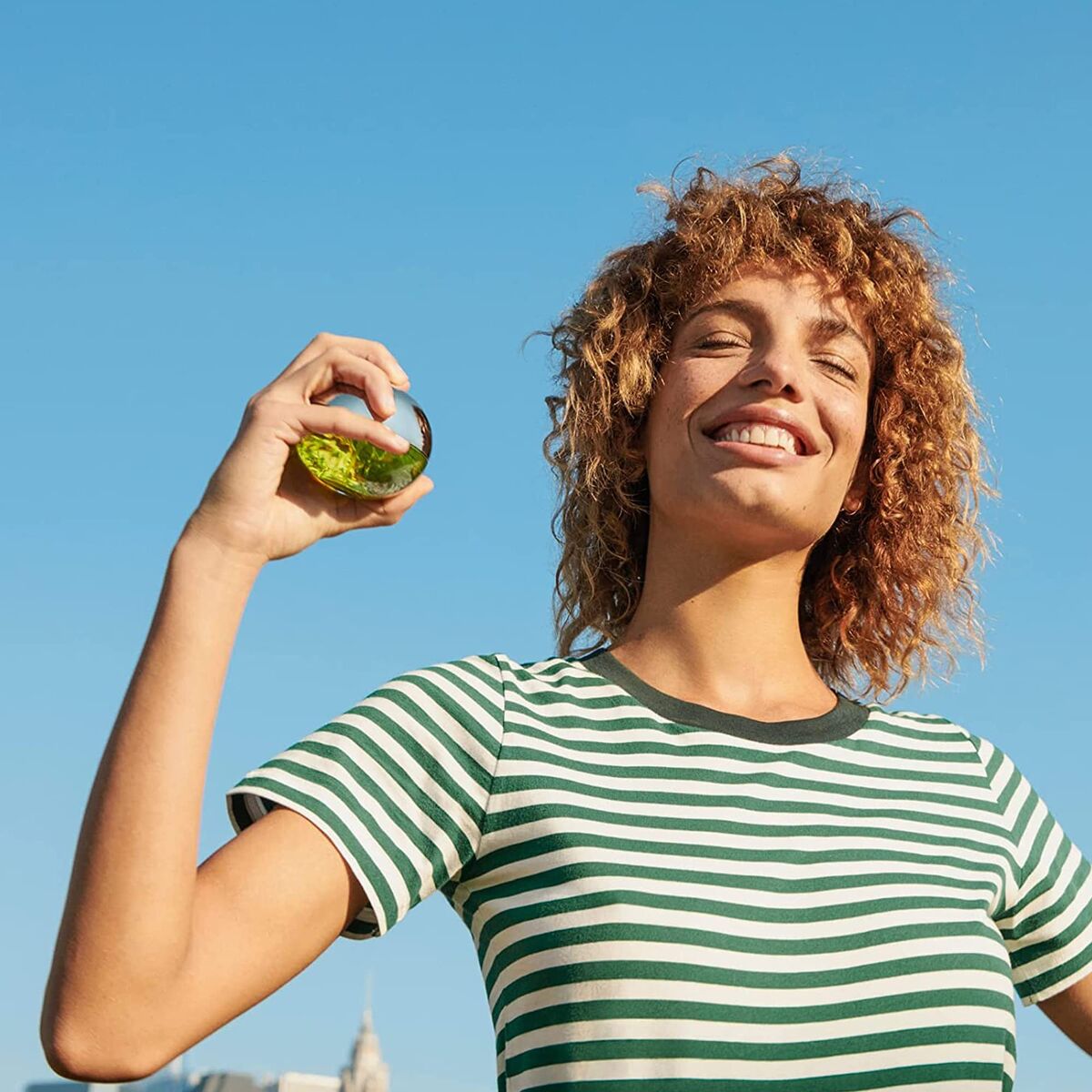 V2H3DE4827CC3FD354E798A94E6903909F3R7603763P4