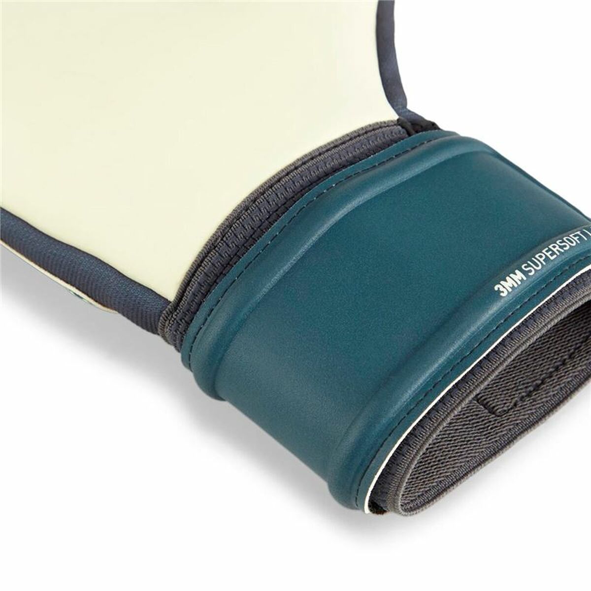 V6HC1F70009ABEE4B6801D6F8C40D78501AR5493789P4