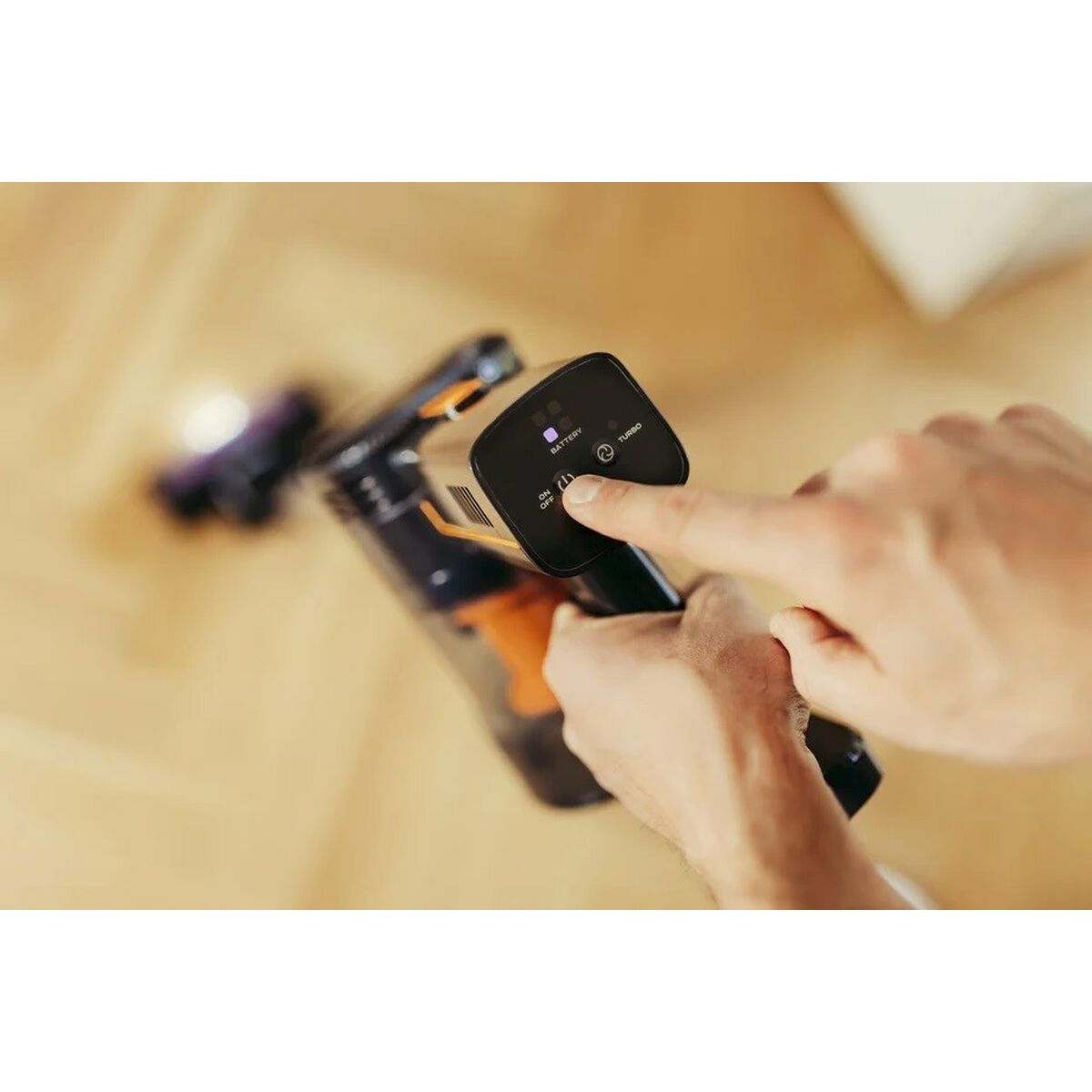 V7H666782296133CA2AAE95D8086191AB4CR6421786P8