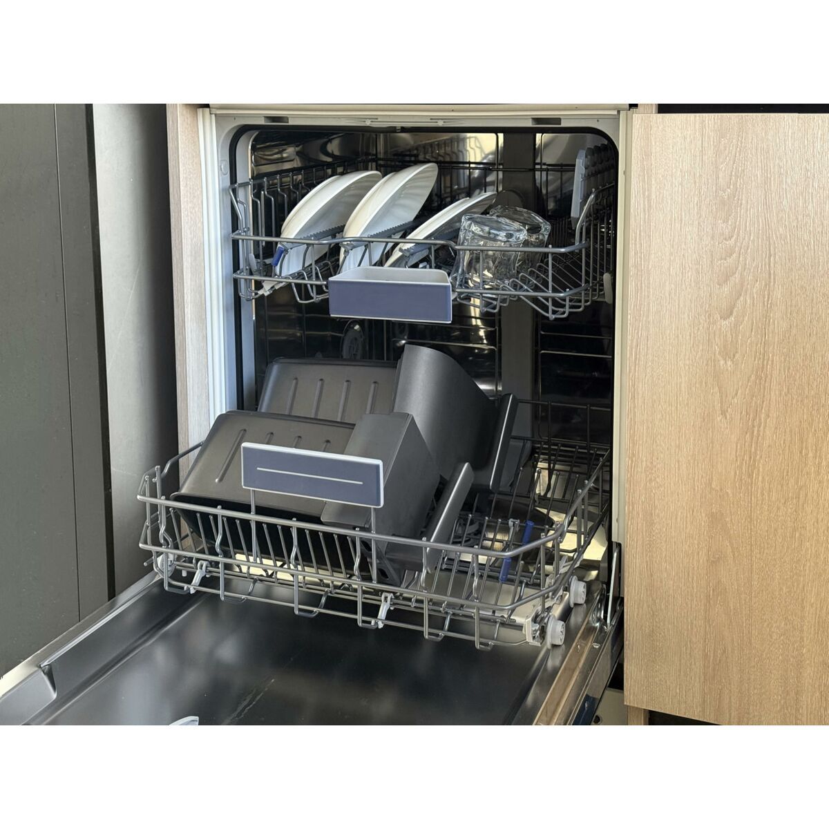 V4HC7914FAD45C1A2B0A0074A02095F243FR7434938P10