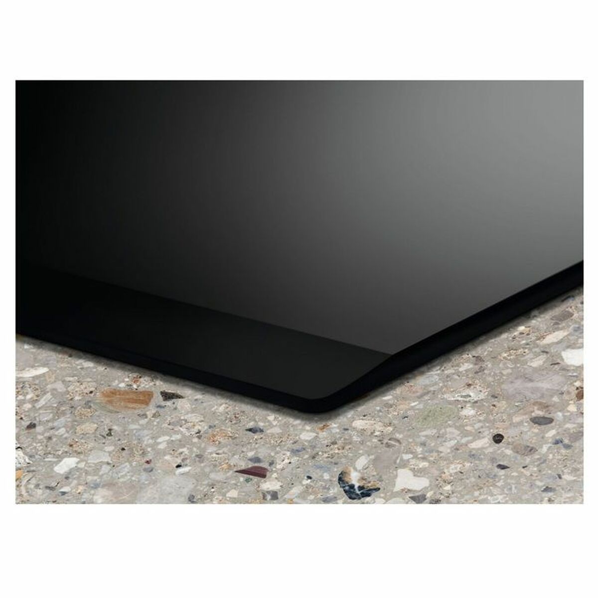 V6HCAB97375E94A419F5A7157421972668FR7273419P6