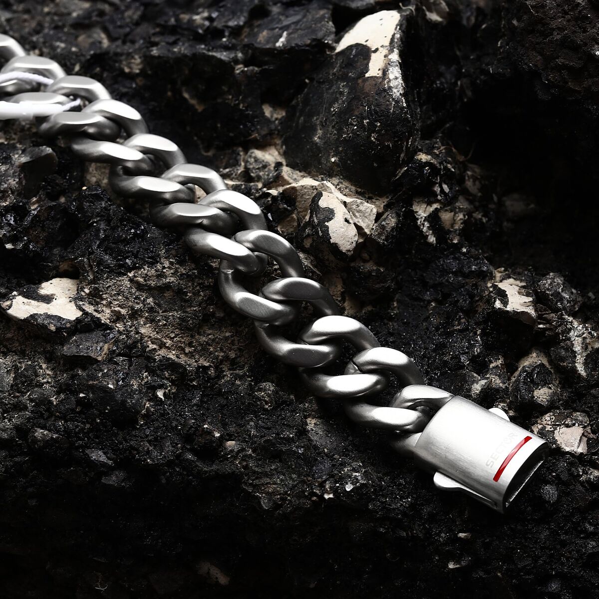 V4H90B9723166172B8D942C0100800FFFDFR7534741P7