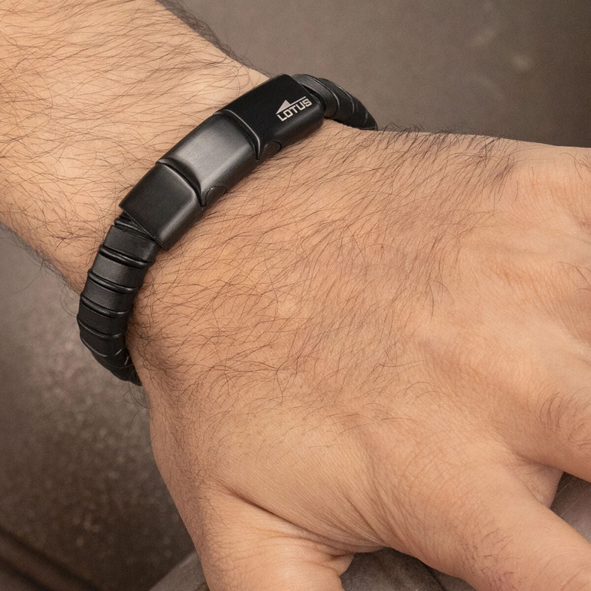 V2H5550EC75B2E00B17D77025B215C0A06BR7716533P2